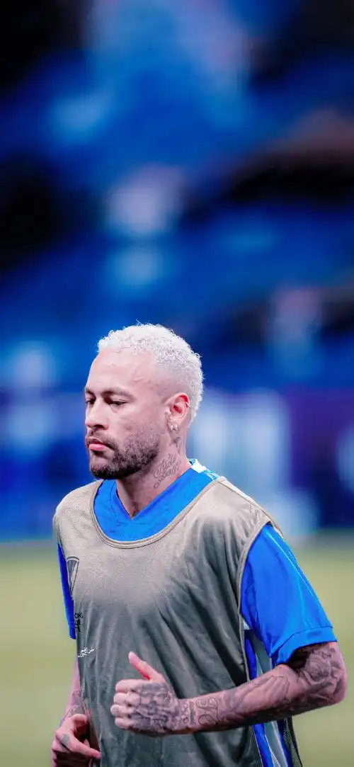 持竞争力的 持竞争力的