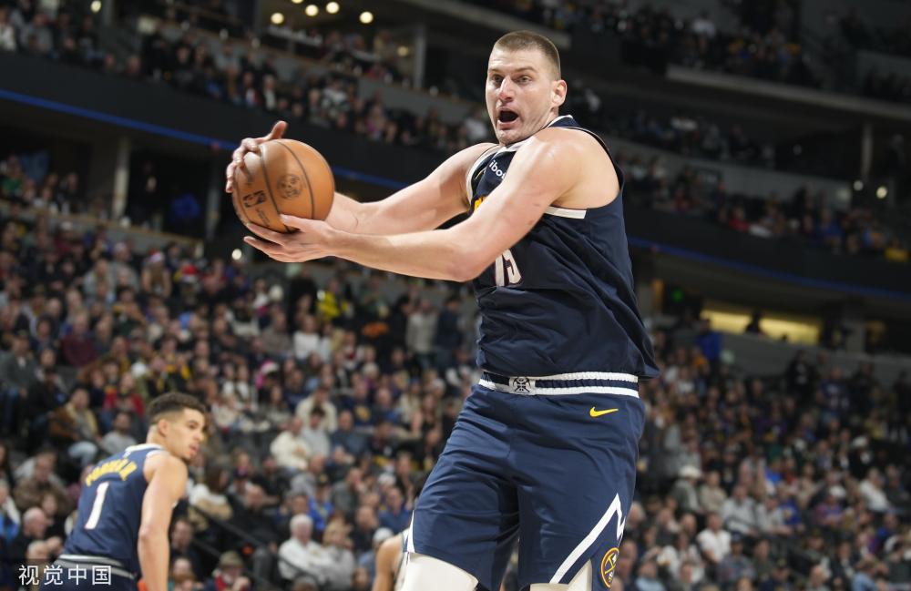 梁龙锁定胜 梁龙锁定胜